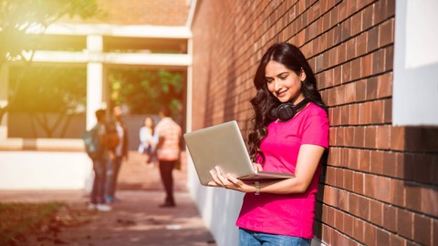 Ilustrasi mahasiswa sedang mengerjakan tugas. Foto: StockImageFactory.com/Shutterstock