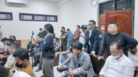 Hakim Sebut Kasus Indra Kenz Judi Berkedok Trading, Korban Meradang