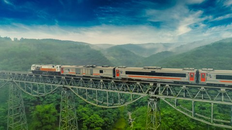 Ilustrasi jembatan kereta api terpanjang di Indonesia. Foto: Akhmad Dody Firmansyah/Shutterstock