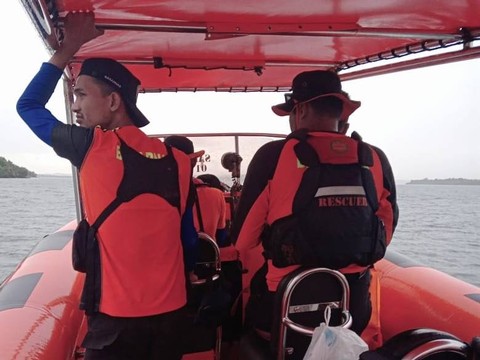 Tim SAR Perluas Pencarian Korban Kapal PMI Ilegal Terbalik di Batam