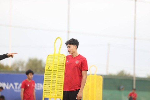 Rafael Struick bersama Timnas U-20 dalam pemusatan latihan di Spanyol.   Foto: Instagram/@rafaelstruick