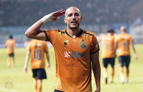 Youssef Ezzejjari saat bela Bhayangkara FC. Foto: Media Bhayangkara FC