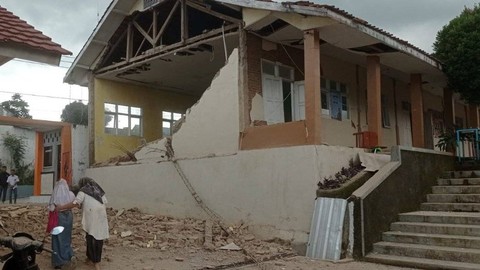 3 Alasan Kenapa Gempa Dangkal 5,6 M di Cianjur Punya Daya Hancur Besar (1)