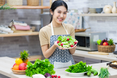 Ilustrasi seorang 'tradwife'. Foto: Shutterstock