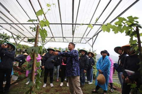 ASII Ajak Warga Tingkatkan Kualitas Hidup di Kampung Berseri Astra, Suntenjaya (1)