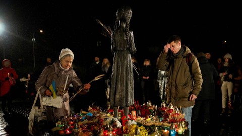 Volodymyr Zelensky di Peringatan Holodomor: Kita Tak Bisa Dihancurkan! (2)