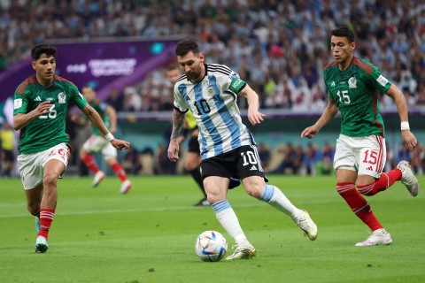 Hasil Piala Dunia: Messi Cetak Gol & Assist, Argentina Libas Meksiko (1)