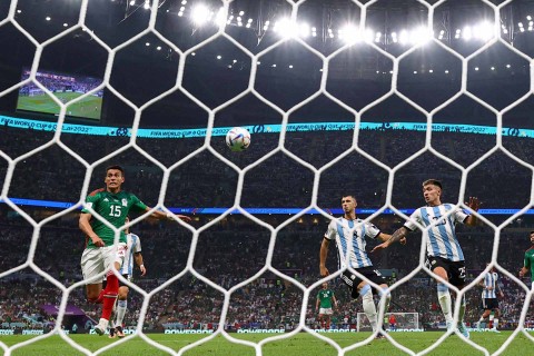 Hasil Piala Dunia: Messi Cetak Gol & Assist, Argentina Libas Meksiko (4)