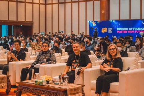 Dorong Pemulihan Ekonomi, LPEI Ajak Generasi Muda Jadi Eksportir