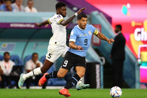 Hasil Piala Dunia: Bungkam Ghana 2-0, Uruguay Tetap Gagal ke 16 Besar (1)