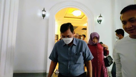 Luhut ke Rumah Calon Besan Jokowi, Cek Kesiapan Pernikahan Kaesang-Erina (1)