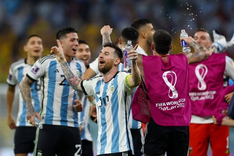 Lionel Messi Absen dari Sesi Latihan Argentina Jelang Final Piala Dunia (3)