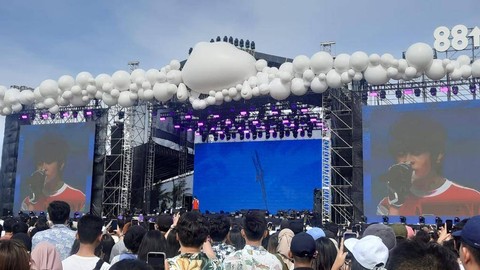 Warren Hue Boyong Keluarga untuk Nonton Penampilannya di HITC (1)