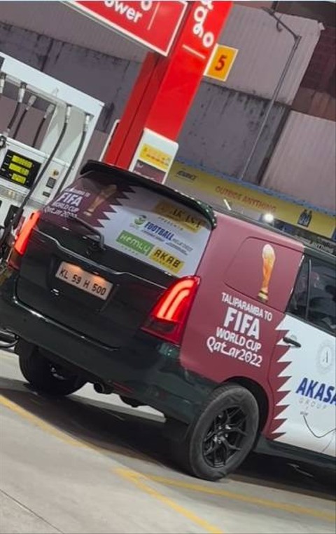 Nonton Piala Dunia, Satu Keluarga Touring ke Qatar Pakai Toyota Innova (2)