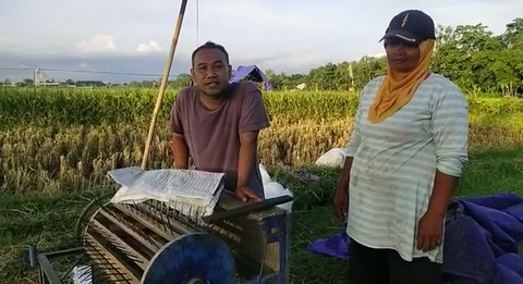 Nilai Distribusi Pupuk BUMN Tahun Ini Lancar, Petani: Terimakasih Pak Erick (1)