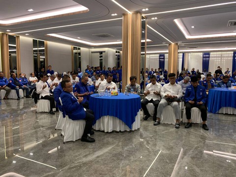 Zulhas Minta Kader PAN Buat Acara: Gerakkan Massa yang Banyak Intinya (1)