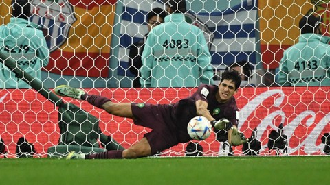 Kiper Maroko, Bono, Buka Suara Usai Jadi Pahlawan Kemenangan Atas Spanyol (1)