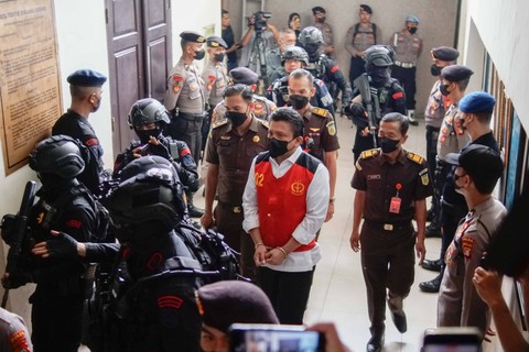 Kata Ferdy Sambo soal Janji Uang dan Bagi-bagi iPhone 13 Pro Max ke Ajudan