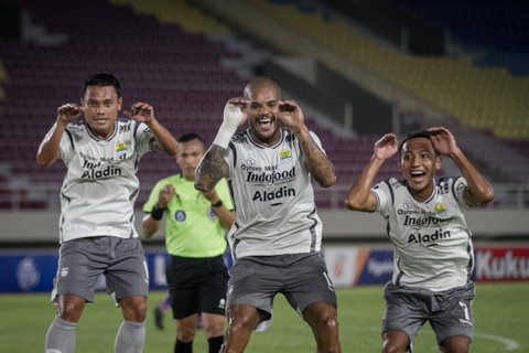 Luis Milla Keluhkan Jadwal Padat Liga 1: Kami Tak Punya Banyak Waktu (1)