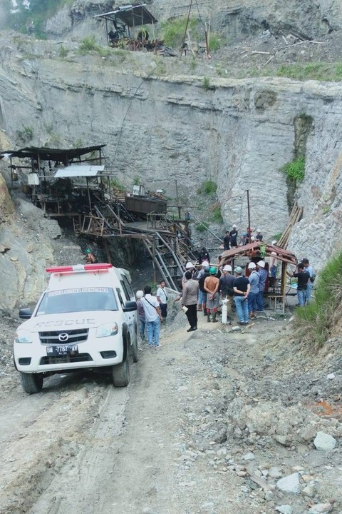 Seluruh Korban Ledakan Tambang Batu Bara di Sawahlunto Ditemukan, 10 Orang Tewas (1)
