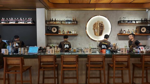 Bar Lokal Baru di Tengah Ruko Melawai, Sajikan Cocktail Cita Rasa Tradisional (1)