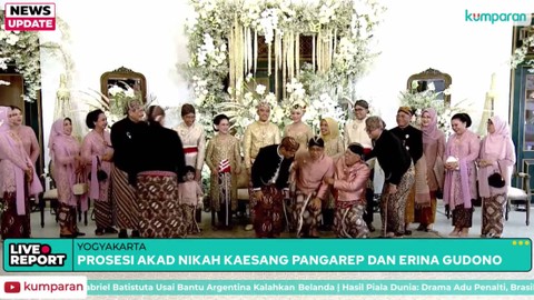 Lucunya Pak Bas Minta Ulang Sesi Foto Menteri Bersama Kaesang-Erina (3)