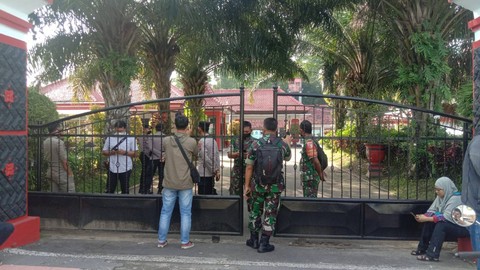 Profil Wali Kota Blitar Santoso yang Dirampok dan Disekap di Rumah Dinas (3)