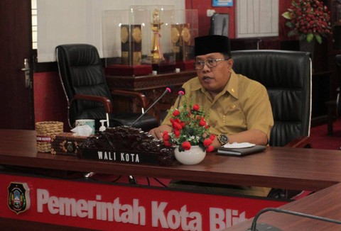 Profil Wali Kota Blitar Santoso yang Dirampok dan Disekap di Rumah Dinas (2)
