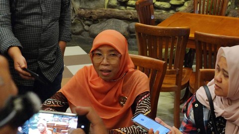 Anggota Komisi IX DPR RI dari Fraksi Partai PKS, Netty Prasetiyani, saat memberi keterangan ke awak media mengenai pekerja migran. Foto: Rachmadi Rasyad/kumparan