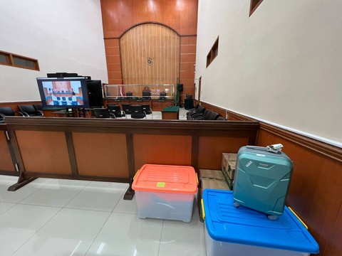 Febri Diansyah Pimpin 896 Korban Koperasi Indosurya Ajukan Gugatan ke PN Jakbar (1)