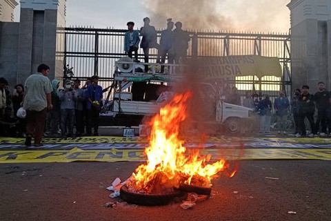 PKS Singgung Demokrasi RI Keluar dari Relnya, Soroti KUHP dan Isu Tunda Pemilu (1)