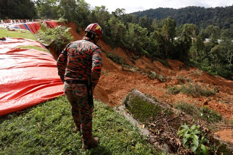 Pencarian Korban Longsor di Perkemahan Malaysia Dihentikan, Total 31 Orang Tewas