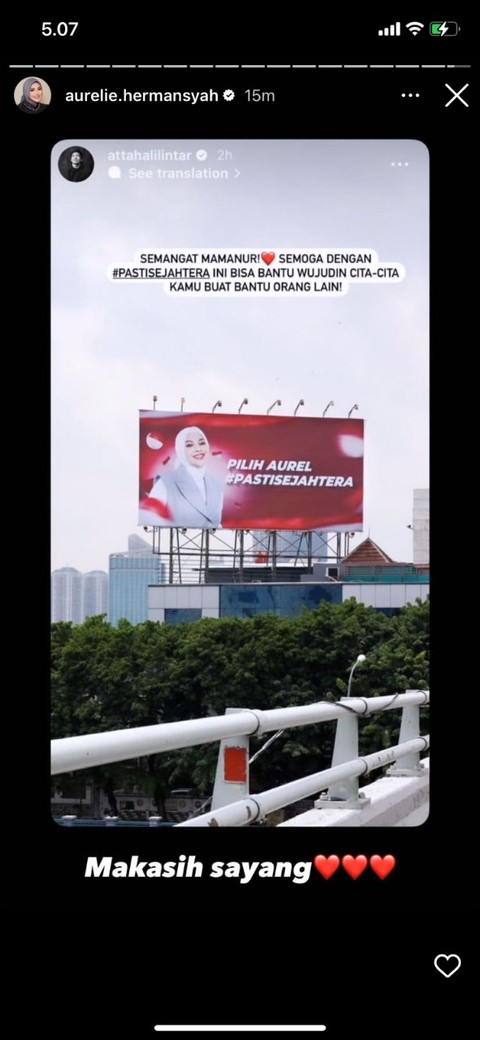 Baliho Aurel Hermansyah Bikin Heboh, Bakal Terjun ke Politik? (2)