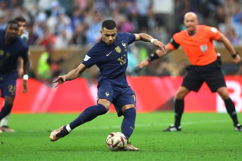 Breaking News: Argentina Juara Piala Dunia Usai Tekuk Prancis via Adu Penalti! (8)