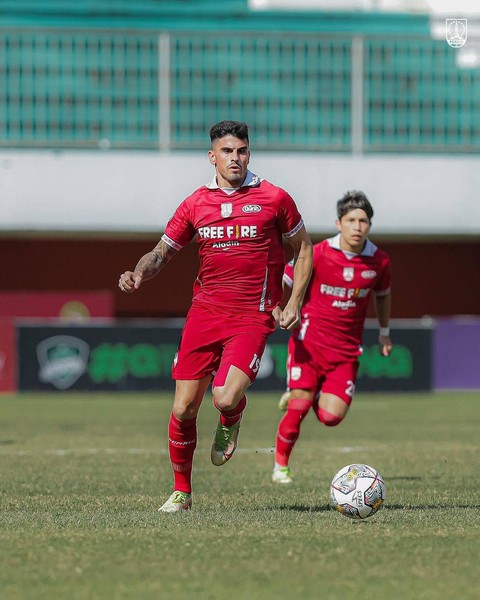 Persebaya vs Persis, di pertandingan Liga 1, Rabu (21/12/2022). Foto: Instagram/@persisofficial