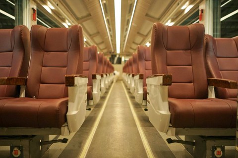 Asyik! Libur Nataru Bisa Naik Kereta Panoramic, Simak Harga dan Rutenya