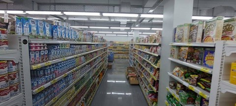 Jelang Nataru, Pj Bupati Sorong Sidak Sejumlah Swalayan (1)