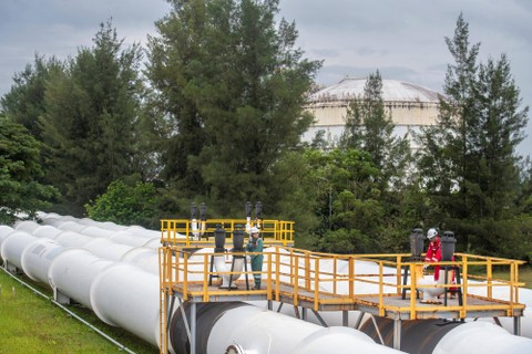 Esai Foto: Cadangan Gas Alam Raksasa dari Muara Badak (5)