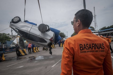Fakta-fakta Mobil Terjun ke Laut di Pelabuhan Merak (2)