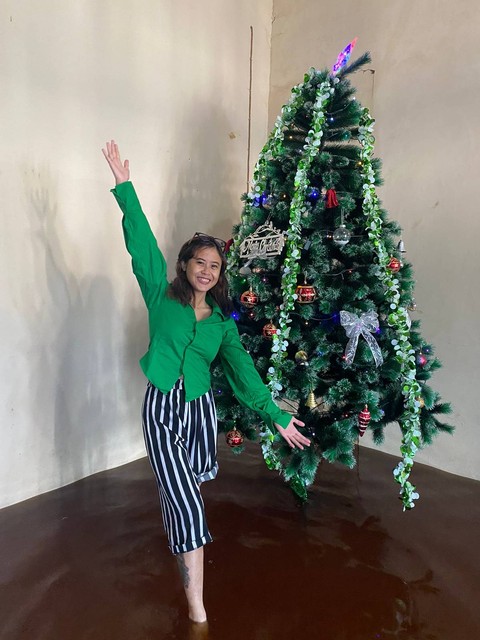 Warga Tanjung Hulu Pontianak Rayakan Natal di Tengah Banjir (1)