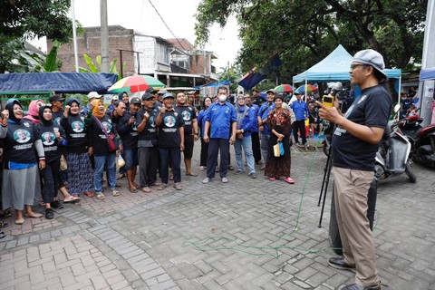 Kowarteg Pendukung Ganjar Bagi Sembako di Kabupaten Sidoarjo (2)