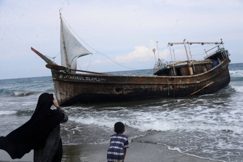 PBB: 200 Pengungsi Rohingya Diduga Tewas ketika Mencoba Kabur Lewat Jalur Laut