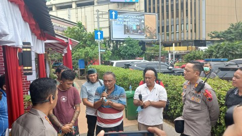 Komplotan Penipu Beraksi di Semarang, Modusnya Jual Berlian ke Penumpang Bus
