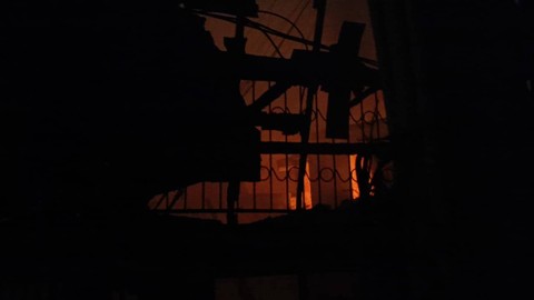 Kebakaran Rumah di Mampang: Hanguskan 3 RT, 543 Jiwa Terdampak (2)