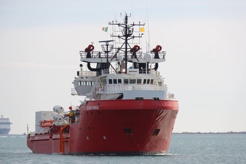 Italia Disebut Izinkan Kapal Ocean Viking Berlabuh, Turunkan 113 Imigran