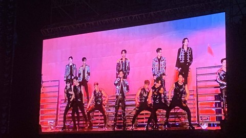 Konser SEVENTEEN Be The Sun in Jakarta di Stadion Madya GBK. Foto: Mutiara Oktaviana/kumparan