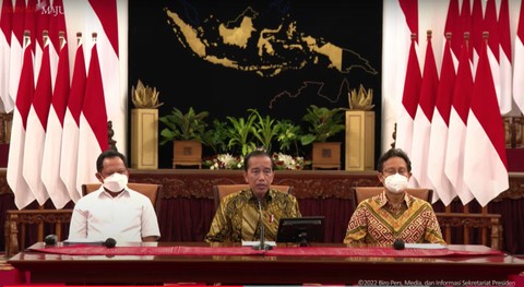 Jokowi: Satgas COVID-19 Pusat dan Daerah Tetap Dipertahankan meski PPKM Dicabut (1)