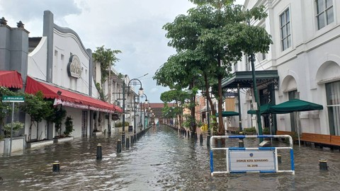 Kota Lama Semarang Juga Dikepung Banjir, Begini Kondisinya (1)