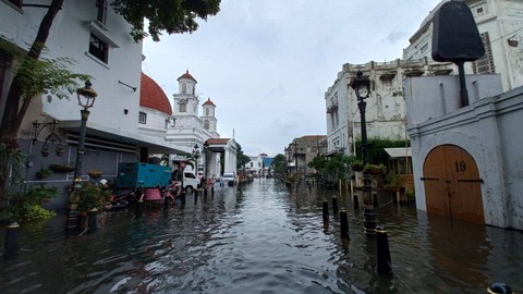 Kota Lama Semarang Juga Dikepung Banjir, Begini Kondisinya