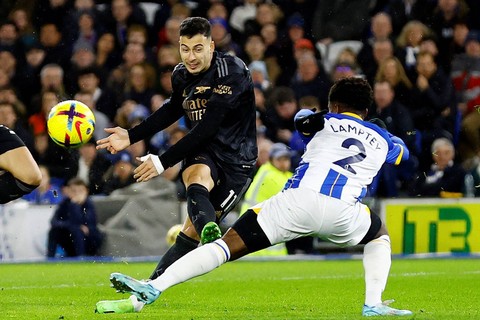 Hasil Liga Inggris: Arsenal Kokoh di Puncak Klasemen Usai Kalahkan Brighton (1)